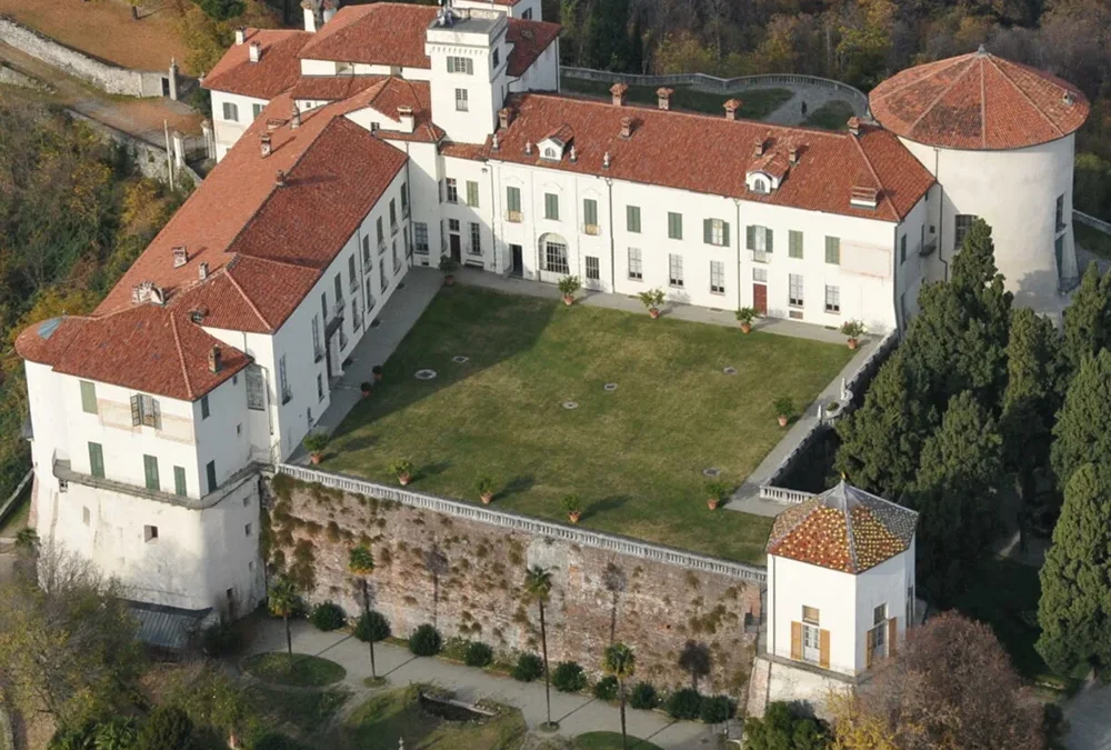 Castello di Masino