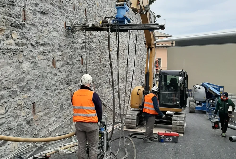 Consolidamento e risanamento muro storico di via Piave